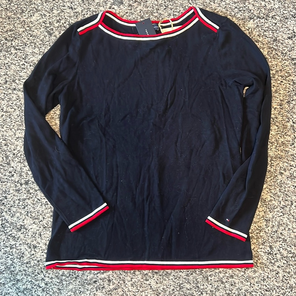 NWT Tommy Hilfiger Sweater